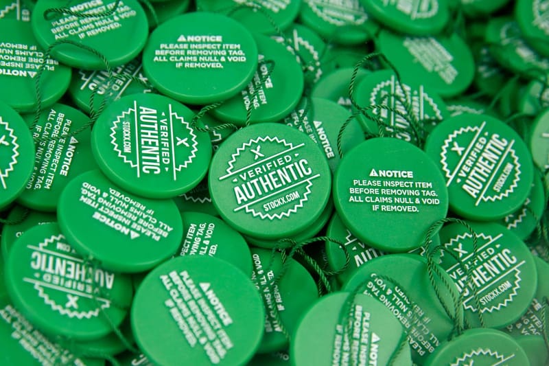 스탁엑스가 나이키의 '짝퉁' 의혹에 재차 반박했다