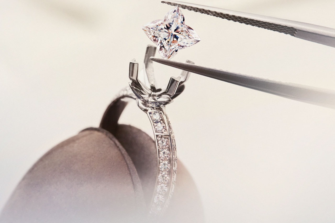 루이 비통, 새로운 'LV 다이아몬드' 컬렉션 출시, 티파니, 프란체스카 암피시트로프