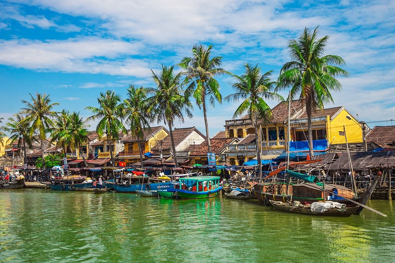 2위 베트남, 지금 한국인들이 가장 가고 싶어 하는 해외 여행지 1위는?