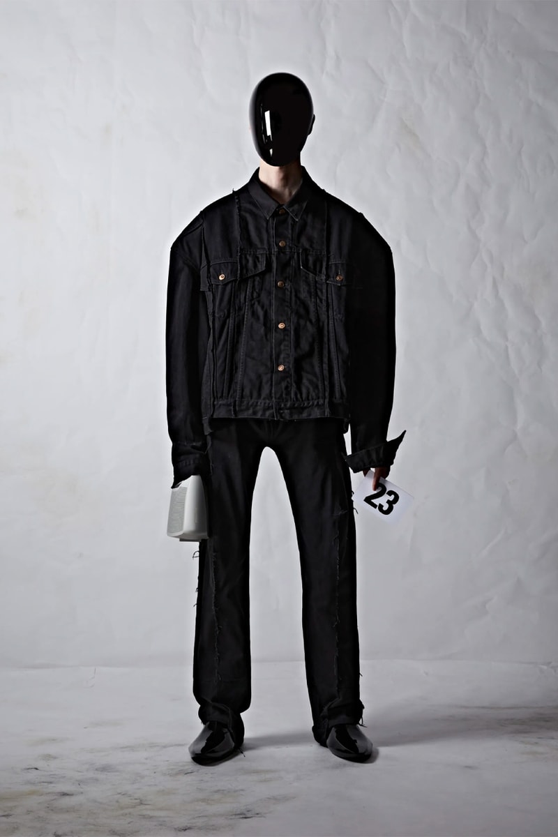 뎀나가 선보이는 발렌시아가의 51번째 오트 쿠튀르 컬렉션 런웨이, demna, balenciaga, 오뜨 꾸뛰르, 메르세데스-AMG, 뱅앤올룹슨