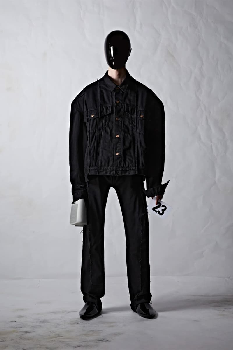 뎀나가 선보이는 발렌시아가의 51번째 오트 쿠튀르 컬렉션 런웨이, demna, balenciaga, 오뜨 꾸뛰르, 메르세데스-AMG, 뱅앤올룹슨