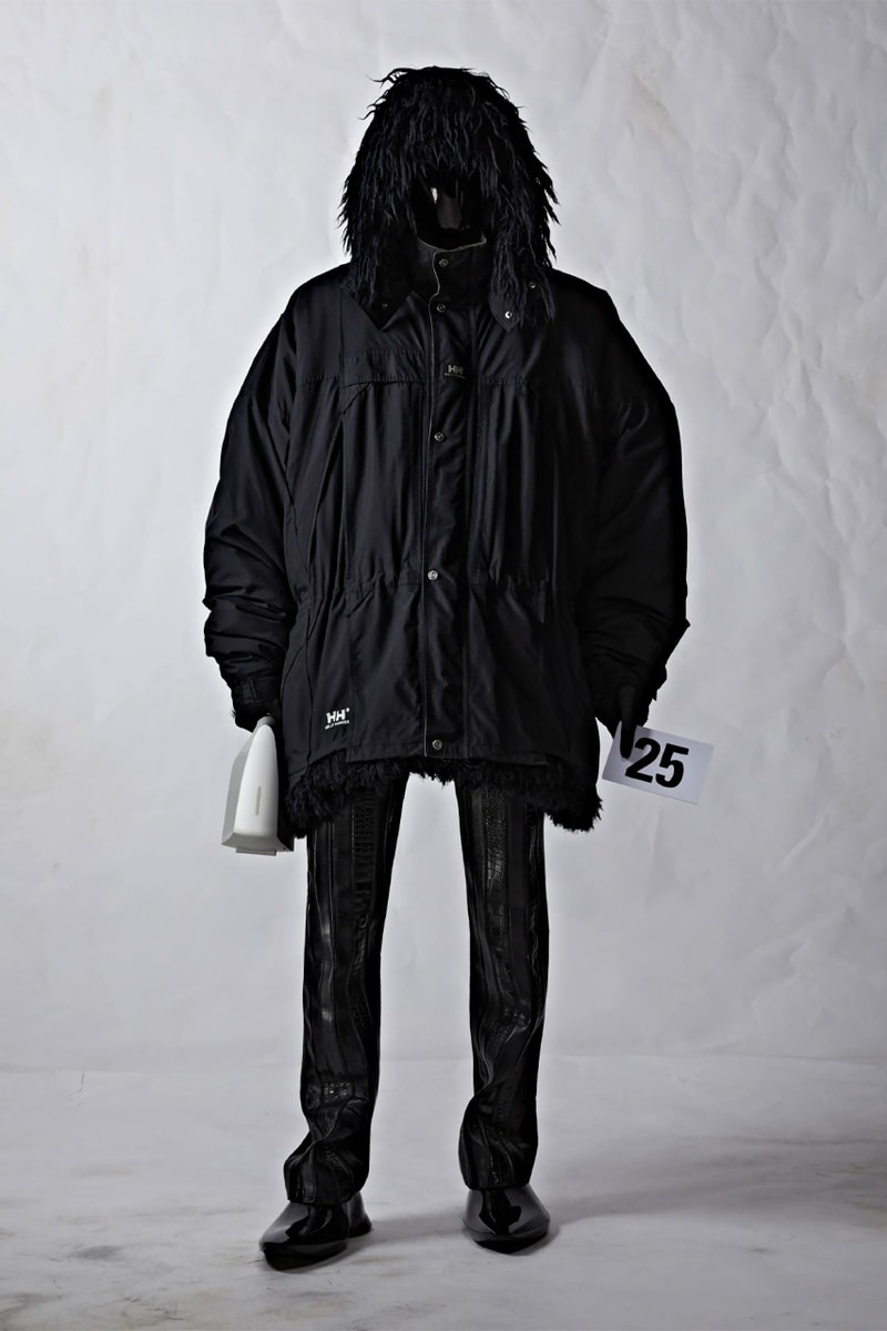 뎀나가 선보이는 발렌시아가의 51번째 오트 쿠튀르 컬렉션 런웨이, demna, balenciaga, 오뜨 꾸뛰르, 메르세데스-AMG, 뱅앤올룹슨