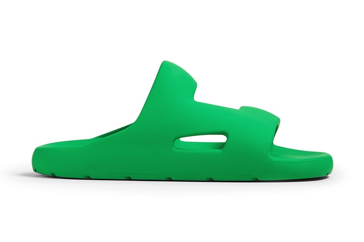 보테가 베네타, 68만 원 상당의 고무 슬라이더 출시