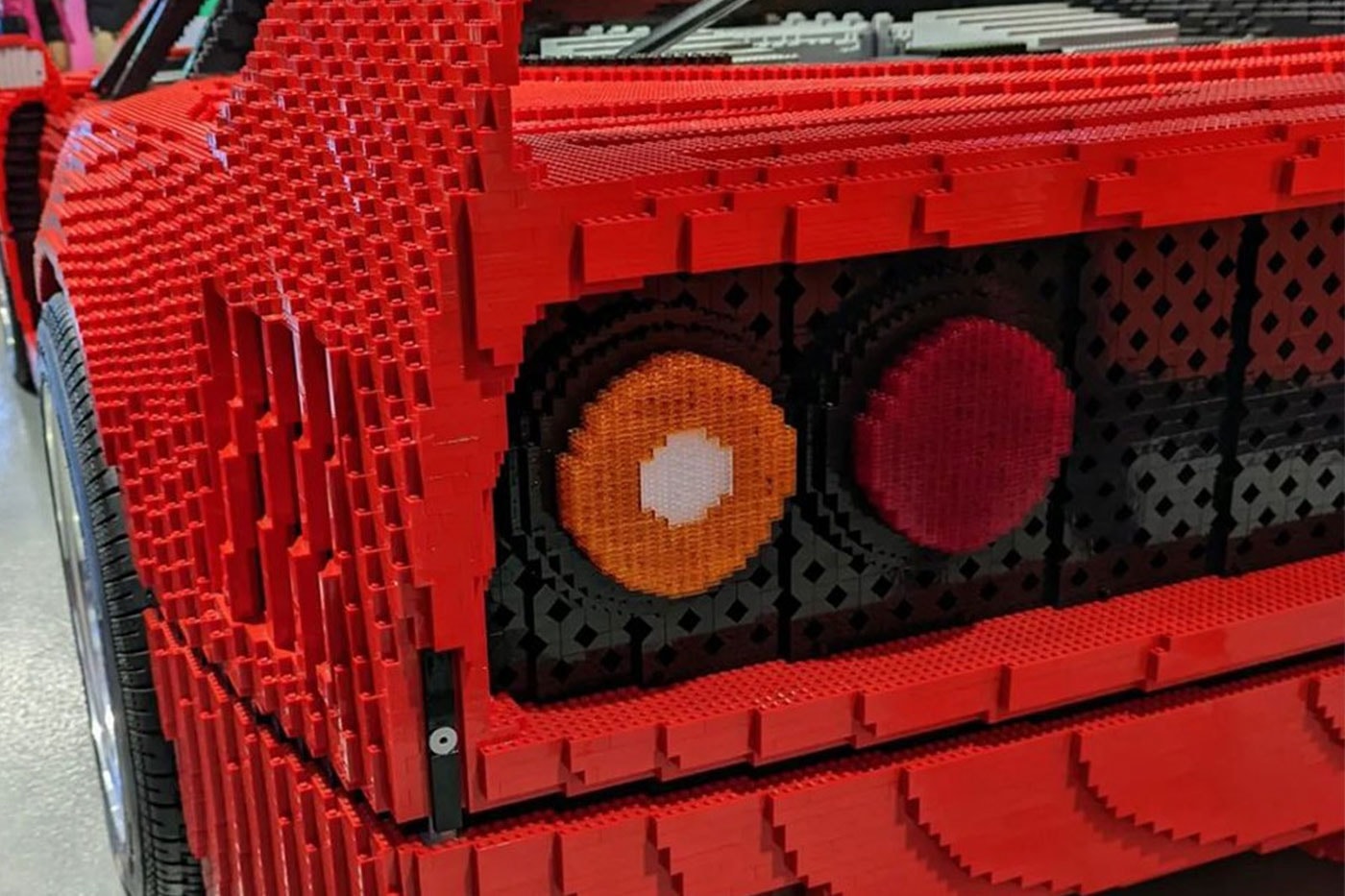 레고로 만든 실제 사이즈 페라리 F40 공개, 레고랜드, 슈퍼카, 레고 블록