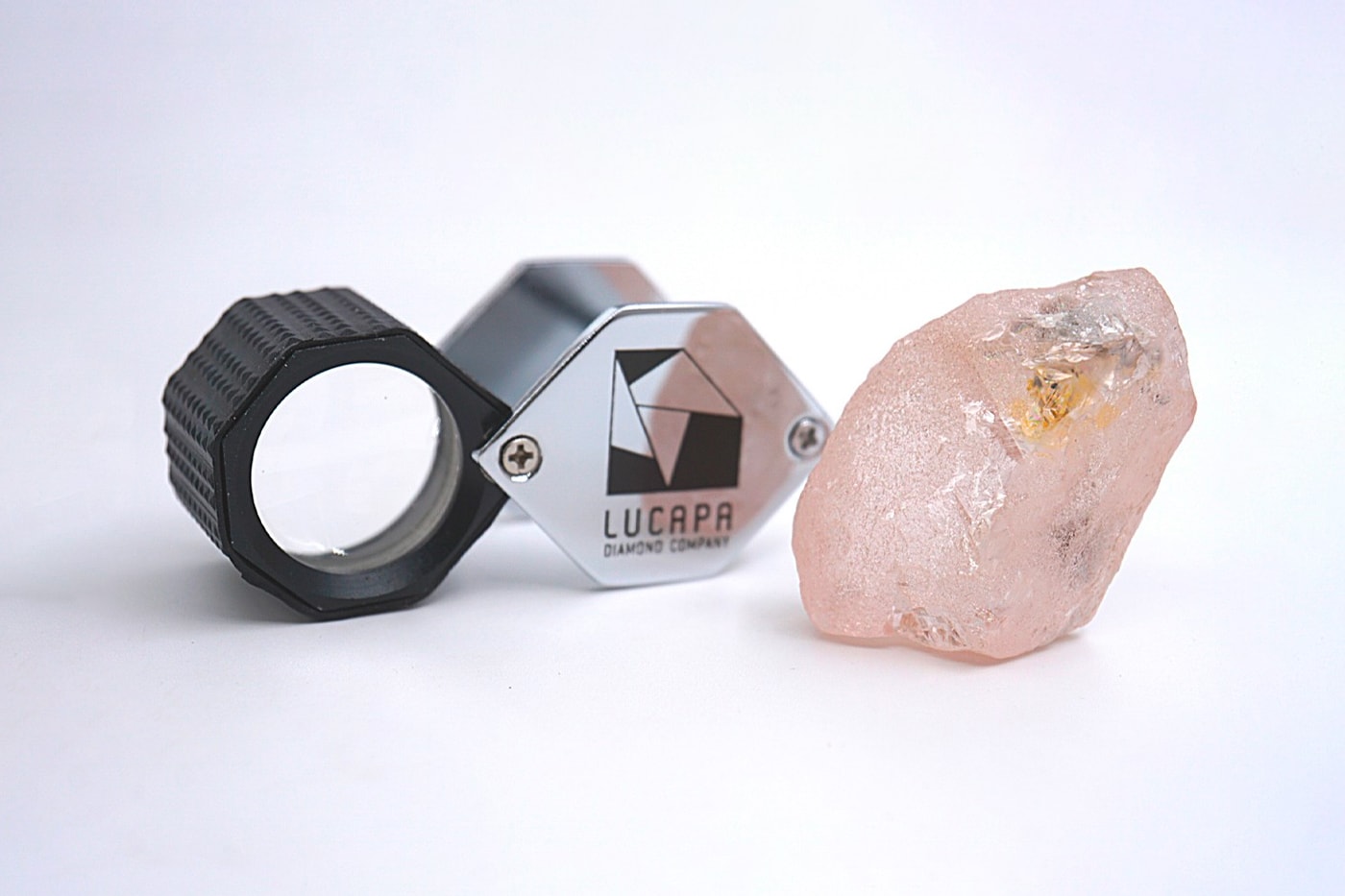 3백 년만에 최대, 1백70캐럿 상당의 초희귀 핑크 다이아몬드가 채굴됐다, 루카파 다이아몬드, 앙골라, 보석