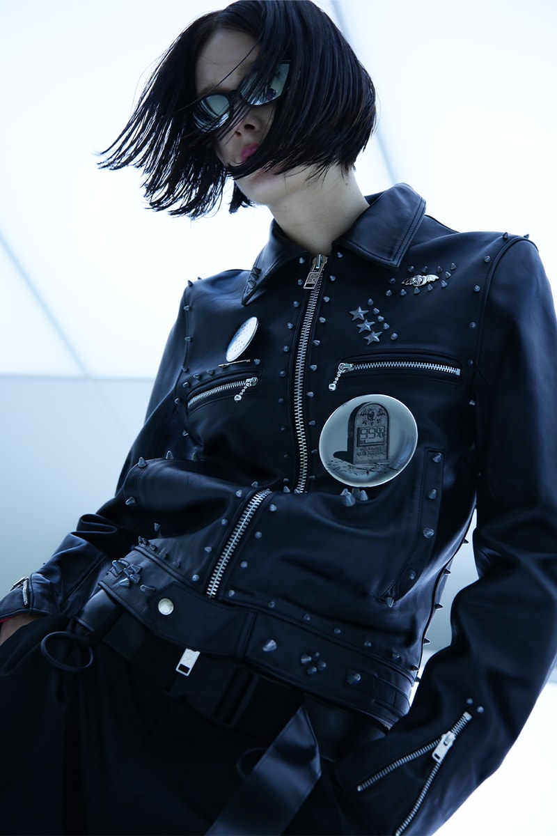 단독: 99%IS- 10주년 기념 VOL.17 'I am 99%. From 1%.' 컬렉션 출시, 바조우, 룩북, 영상, 프리오더