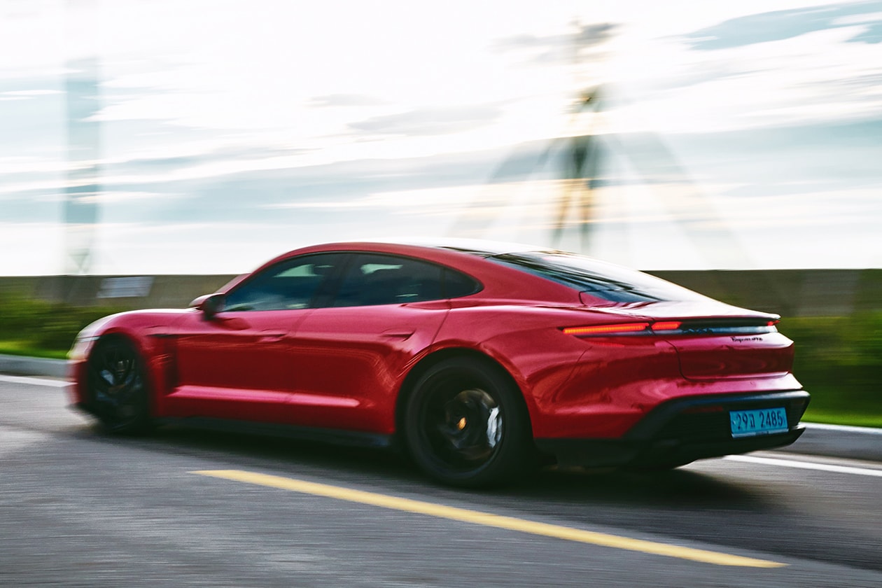 Open Road: 2022 포르쉐 타이칸 GTS, 전기차, 스포츠카, 독일 자동차 브랜드, 911, 주행거리, 하입비스트