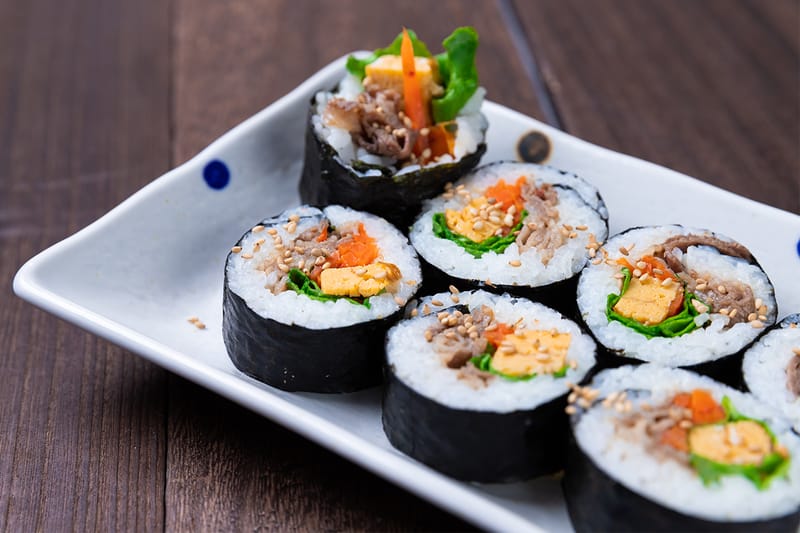 'CNN' 선정 '아시아 최고의 길거리 음식 50' 포함된 한국 음식 2개는?