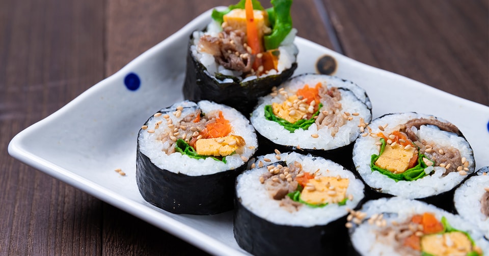 'CNN' 선정 '아시아 최고의 길거리 음식 50' 포함된 한국 음식 2개는?