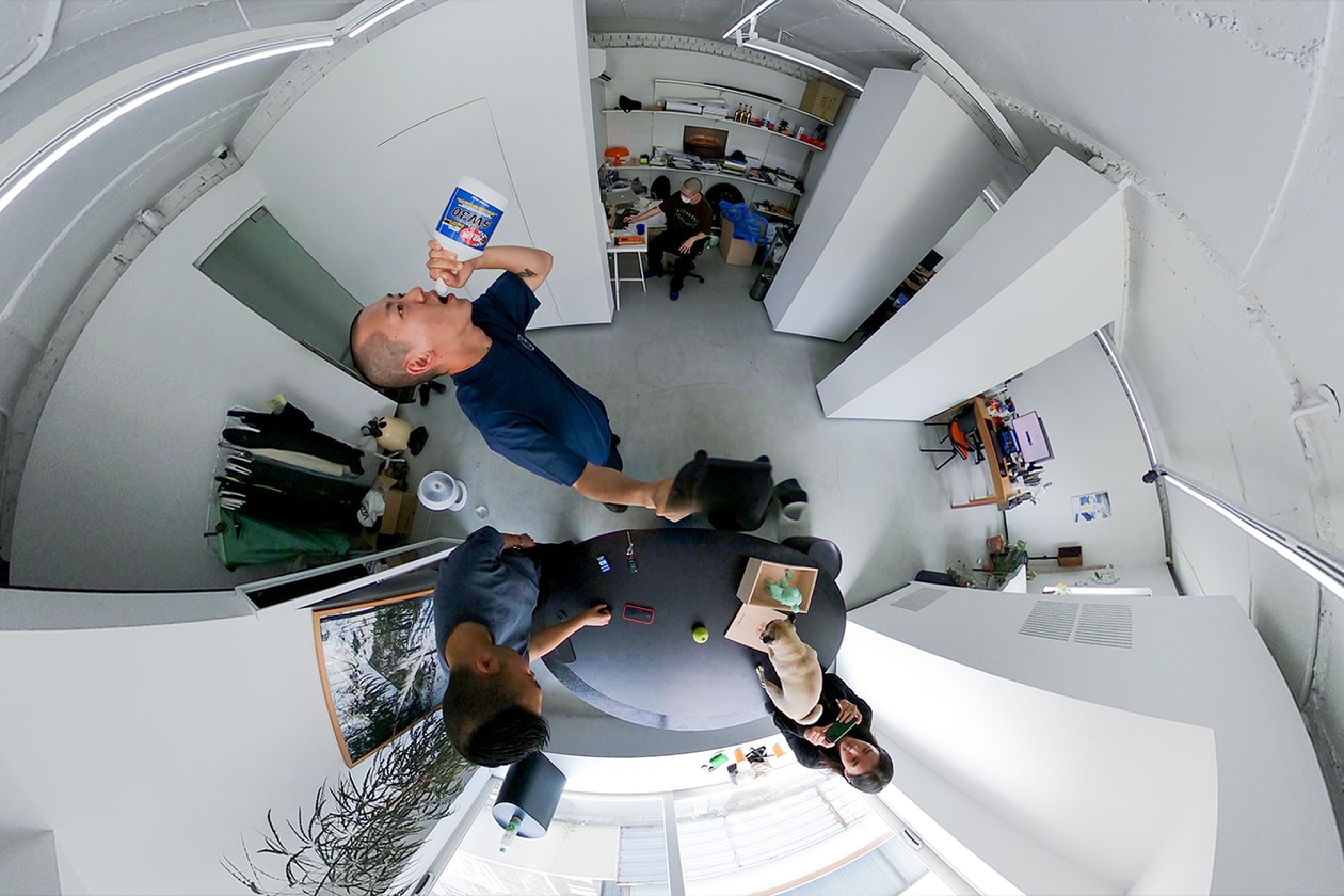 다다DADA多多 인터뷰: 친구들과 함께 펼치는 경계 없는 협업, 베어브릭, 옥동식, 혁오, 오혁, 다다 서비스, 다다이즘 클럽