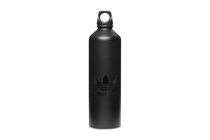 아디다스 x 발렌시아가 2023 봄 컬렉션 전체 보기, 살펴보기, 리스트, 의류, 가방, 굿즈, 뎀나