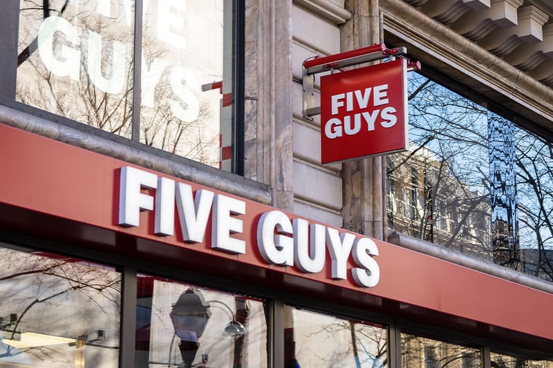 미국 3대 버거 '파이브 가이즈' 내년 상반기 국내 상륙 확정