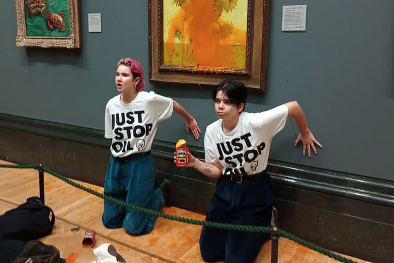 환경단체가 '1200억' 빈센트 반 고흐 작품에 토마토 수프를 끼얹었다