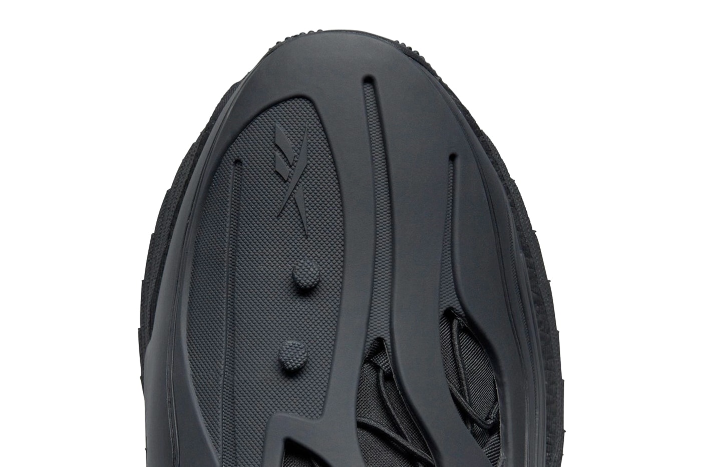 리복의 새로운 모델, 플로트라이드 에너지 아거스 X '코어 블랙' 공개, 스니커, 신발, 이지 폼러너