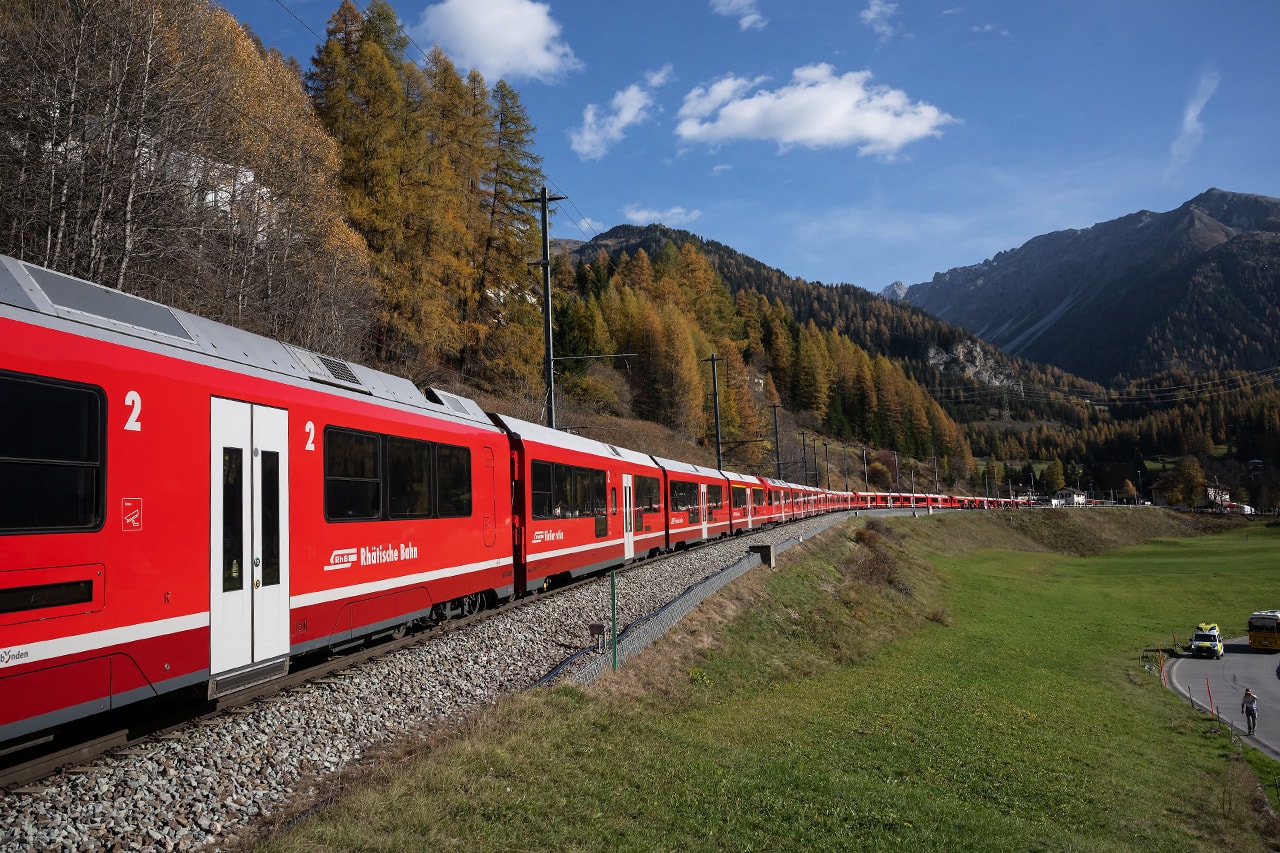 무려 1.9km, ‘세상에서 가장 긴 열차’가 알프스 산맥에 등장했다, 스위스, 기차, 알불라 라인, 래티셰 철도