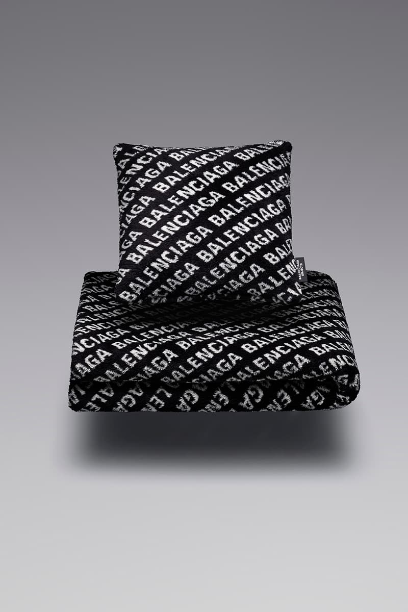 발렌시아가, 다양한 일상용품으로 채워진 '오브제' 컬렉션 출시, 선물, 반려동품용품, 애완동물용품