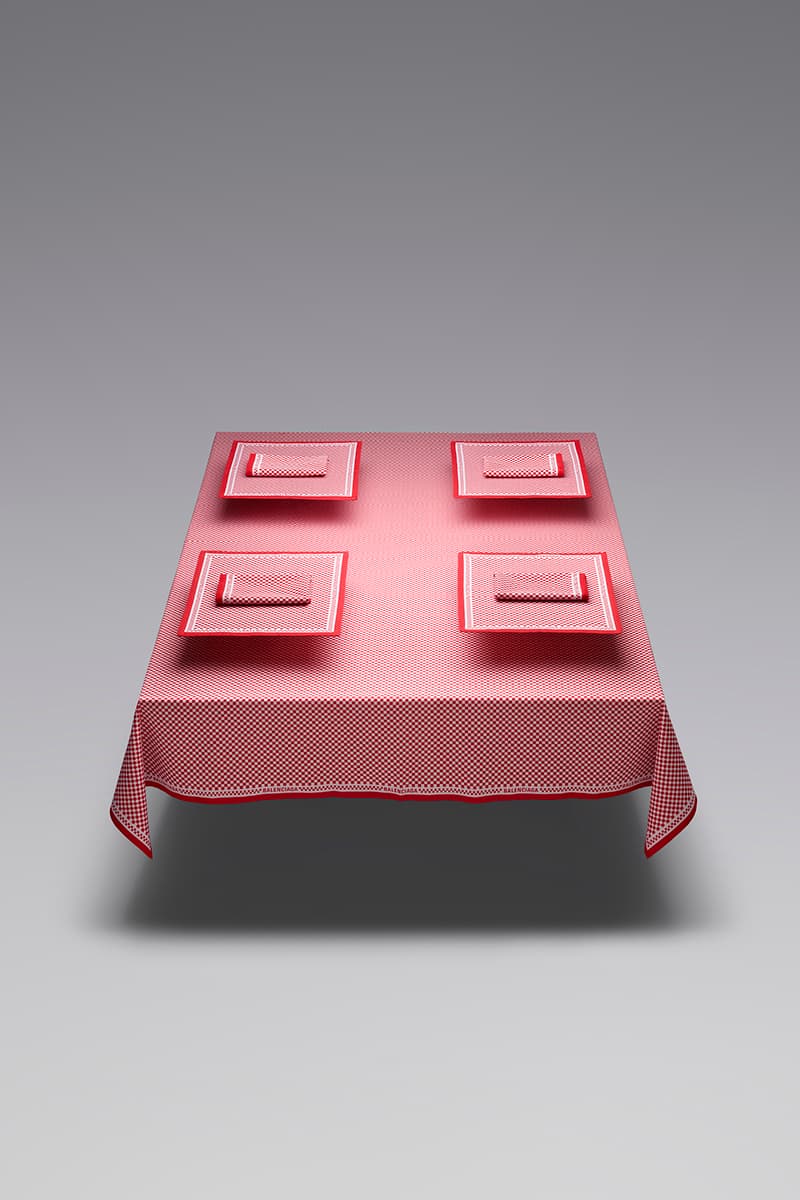 발렌시아가, 다양한 일상용품으로 채워진 '오브제' 컬렉션 출시, 선물, 반려동품용품, 애완동물용품