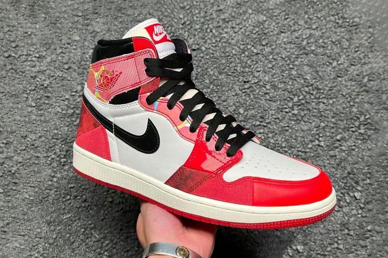 에어 조던 1 OG 하이 ‘스파이더맨: 어크로스 더 스파이더버스’ 실물