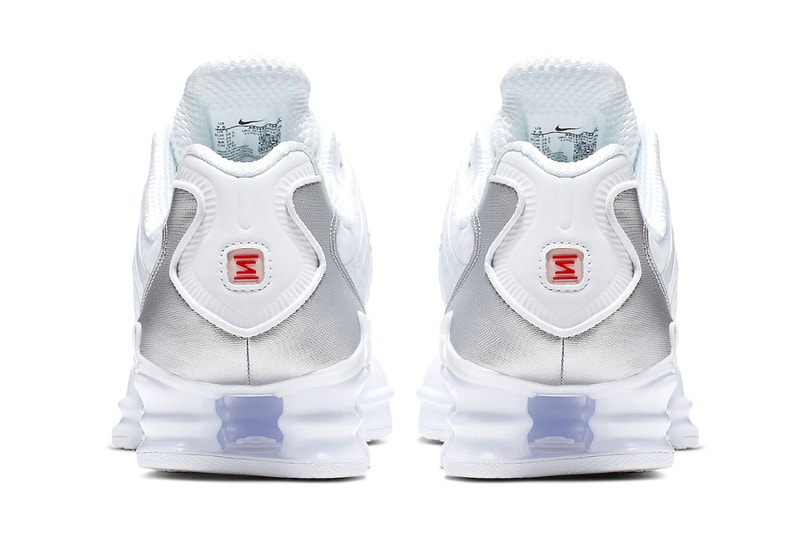 나이키 샥스 TL이 ‘블랙’, ‘화이트’ 컬러웨이로 돌아온다, 스니커, SNKRS