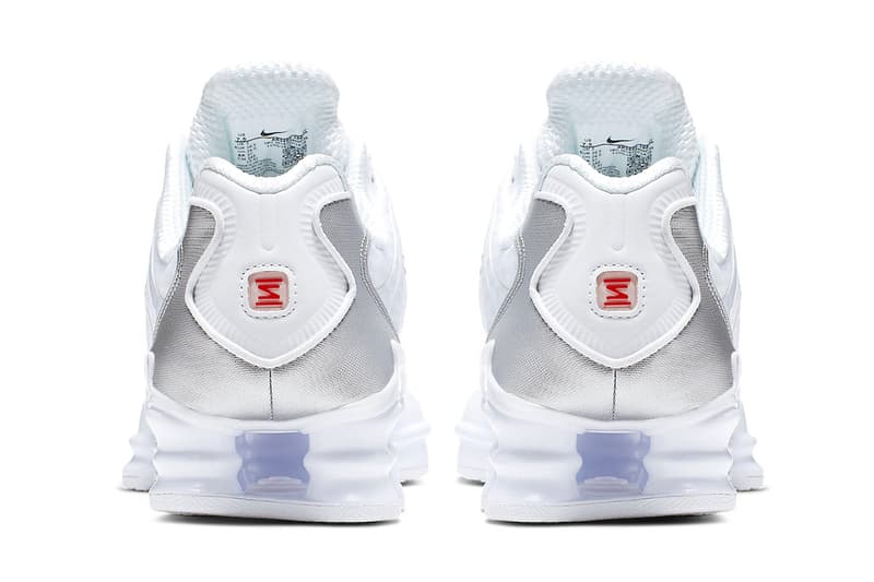 나이키 샥스 TL이 ‘블랙’, ‘화이트’ 컬러웨이로 돌아온다, 스니커, SNKRS