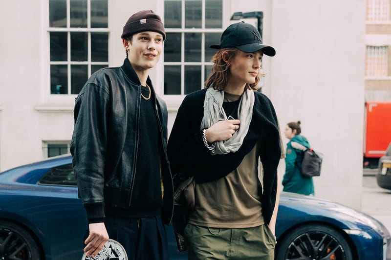 ‘하입비스트’ 포착, 2023 FW 시즌 런던 패션위크 스트리트 스타일