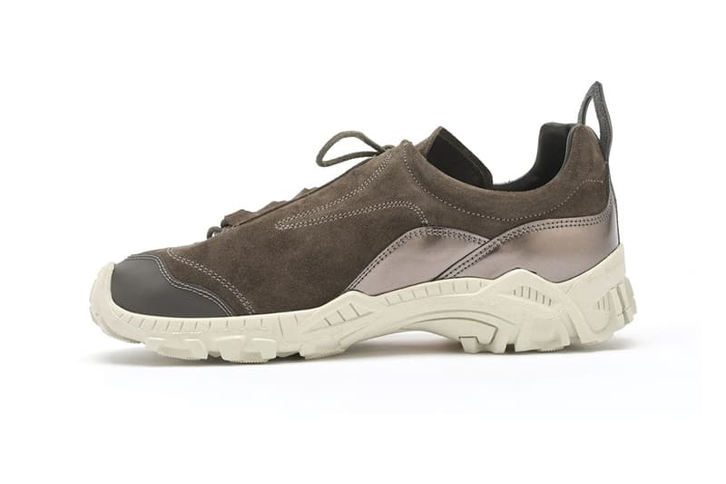 아워 레가시의 하이킹 스니커, 크롬 피크 컬러로 출시, 하이킹 신발, 아워 레가시 신발, 스투시 아워 레가시, 비브람, 스니커즈, 남자 신발.