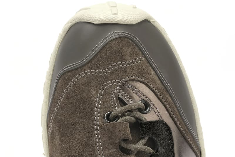 아워 레가시의 하이킹 스니커, 크롬 피크 컬러로 출시, 하이킹 신발, 아워 레가시 신발, 스투시 아워 레가시, 비브람, 스니커즈, 남자 신발.