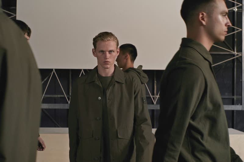 스톤 아일랜드의 2023 봄, 여름 컬렉션 ‘고스트 피스’가 공개됐다, 스톤 아일랜드, 카무플라주, 스웨트 셔츠, 필드 재킷, 피시 테일 파카, 아우터