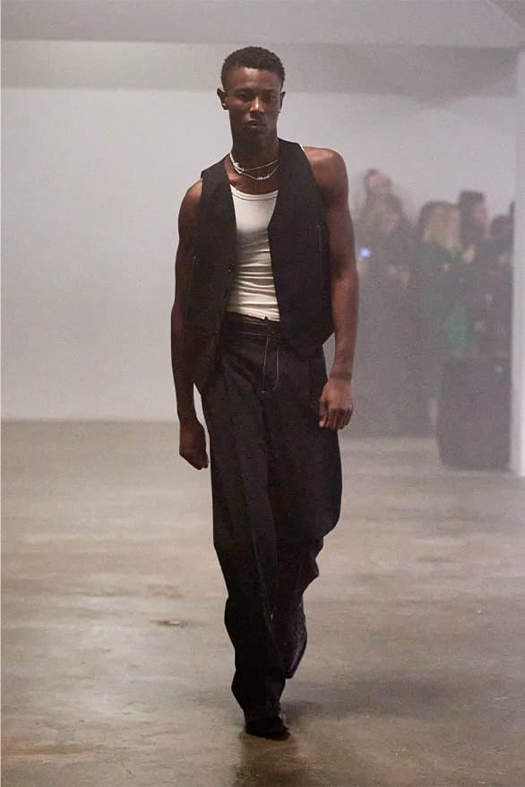 Y2k 레이브를 연상시키는 우드 우드의 2023년 FW 컬렉션 런웨이, Wood Wood, 코펜하겐 패션위크, y2k 패션