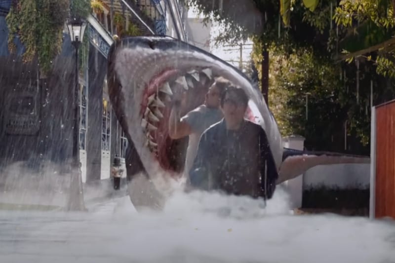 ‘역사상 최악의 영화’를 만든 감독의 신작 예고편이 공개됐다