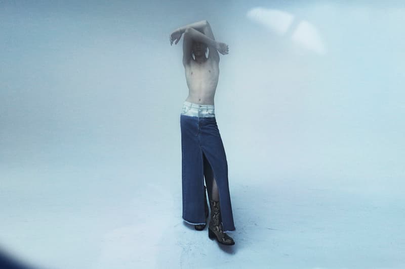 옴브레 효과를 적용한 드리스 반 노튼의 2023 SS 데님 캡슐 컬렉션, 드리스 반 노튼, 마르지엘라, 벨기에,