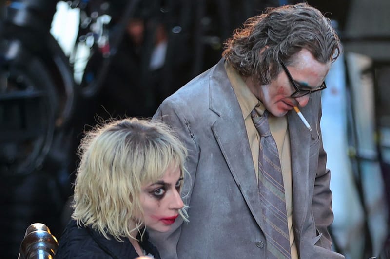 ‘조커: 폴리 아 되’ 속 할리 퀸이 ‘조커 계단’에서 춤추는 모습이 포착됐다