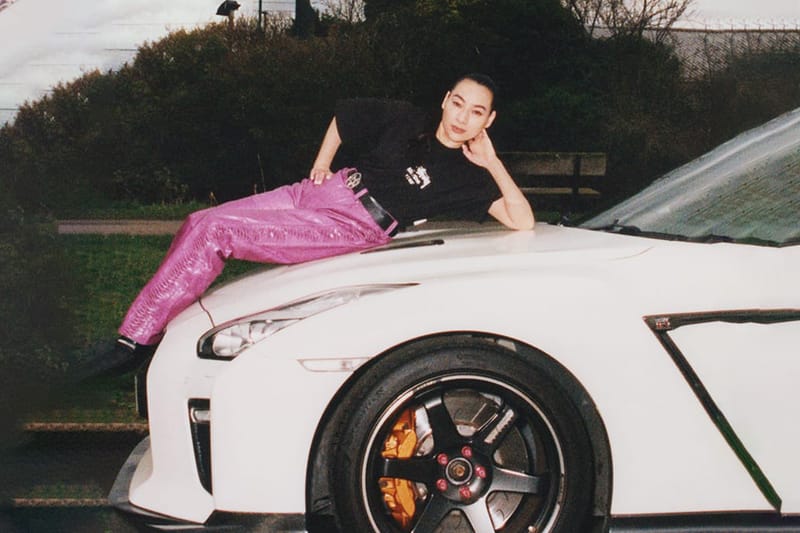 런던의 자동차 문화를 담은 스투시 x 마틴 로즈 협업이 공개됐다