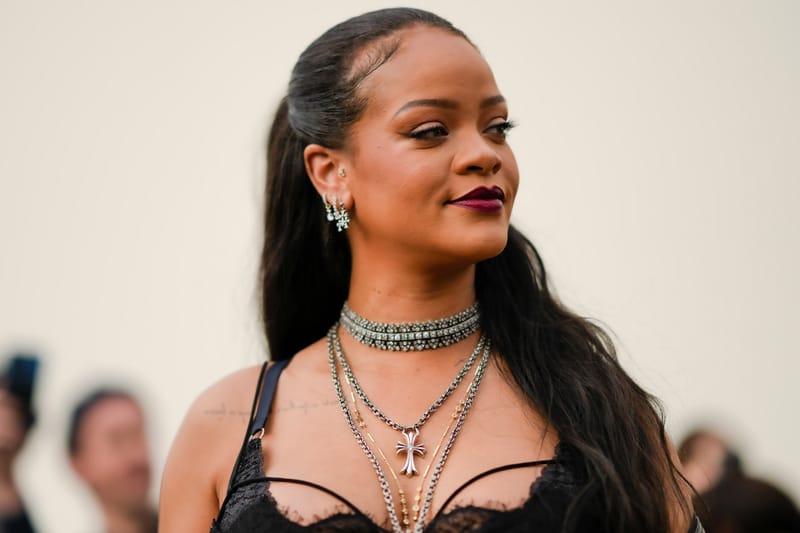 리한나가 RIAA 인증 싱글을 두 번째로 많이 보유한 아티스트에 올랐다