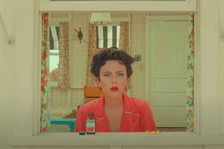 웨스 앤더슨 신작 ‘애스터로이드 시티’의 소품이 런던에서 전시된다