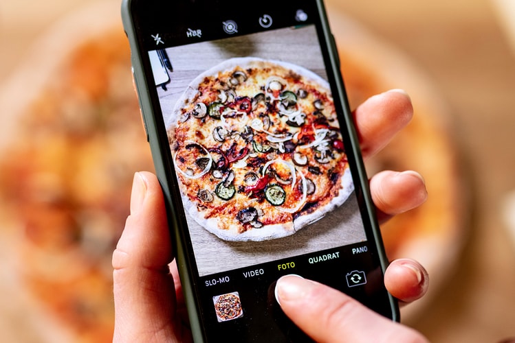 ‘먹방’ 보면 배고픔 완화에 도움 된다는 연구 결과가 발표됐다