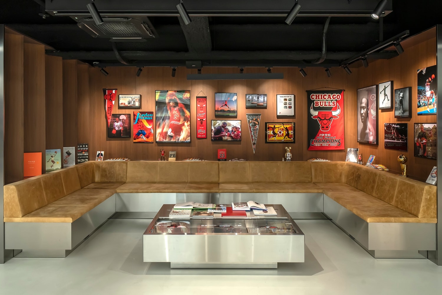 조던 브랜드의 플래그십 스토어, ‘월드 오브 플라이트 서울 홍대’ 오픈 jordan brand flagship store world of flight seoul hongdae basketball