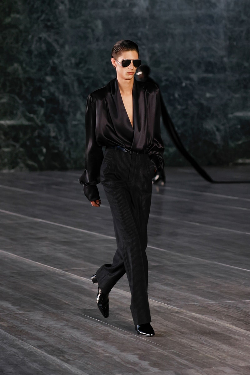 생 로랑, 2024 SS 컬렉션 공개, saint laurent, 안토니 바카렐로, ysl, 입생로랑, 락시크, 헤로인시크, 패션, 프랑스, 생 로랑 부츠, 생 로랑 선글라스, 생 로랑 셋업, 생 로랑 블레이저, 생 로랑 재킷, 영떡