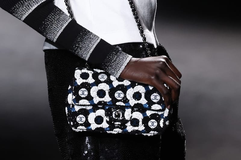 샤넬의 ‘오픈런’이 사라진다?