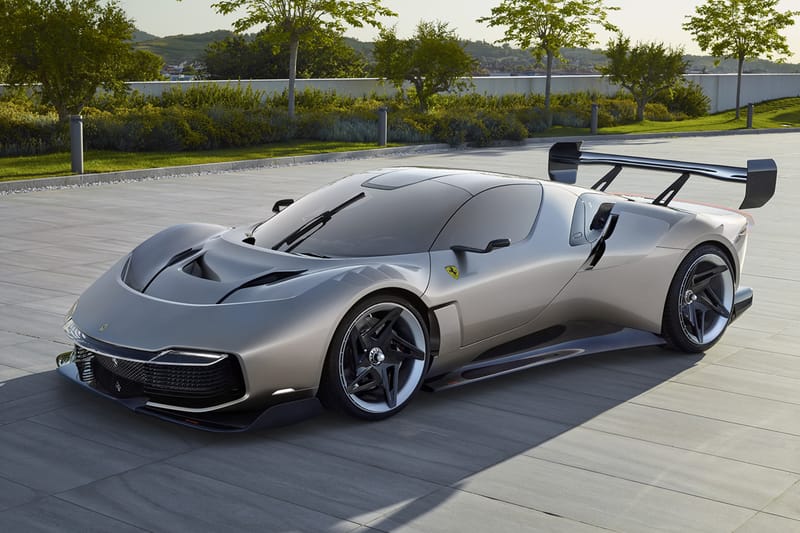 페라리가 전 세계 한 대뿐인 KC23을 공개했다