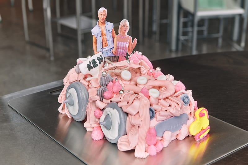 HOW TO: 원형들이 재해석한 영화 <바비> 속 핑크 스포츠카