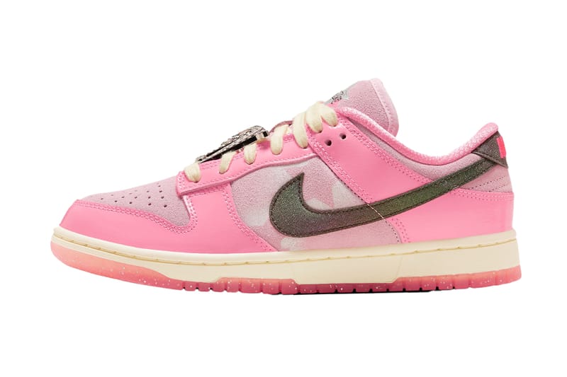 나이키 덩크 로우 ‘바비’가 공개됐다