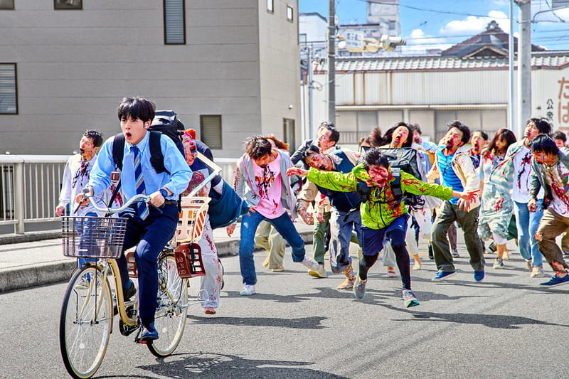 ‘좀100: 좀비가 되기 전에 하고 싶은 100가지’ 실사 영화 트레일러 공개