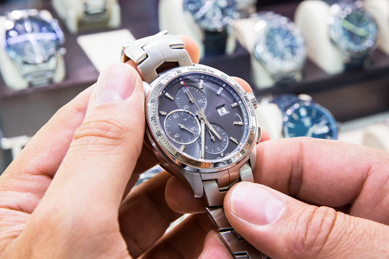 영국 시장에서만 약 1백만 개의 가품 시계가 유통되고 있다, uk, 가품, 롤렉스, 시계 가품, 시계 가품 육안, 육안으로 짝퉁 구별하기, 짝퉁 롤렉스, 짝퉁 시계
