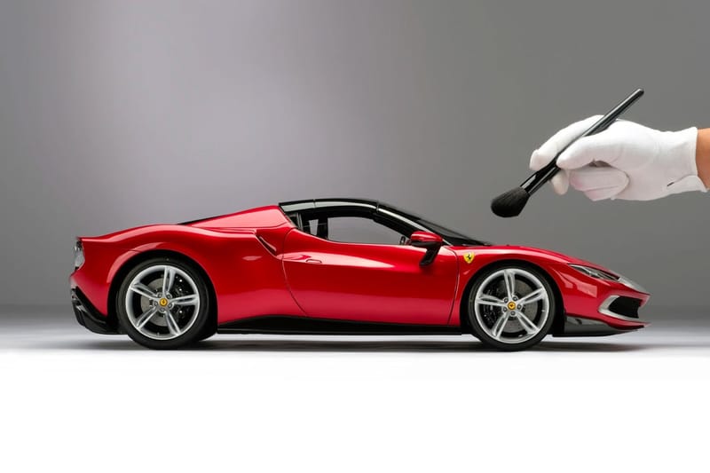 아말감, 1:8 스케일의 페라리 296 GTS 모형 공개
