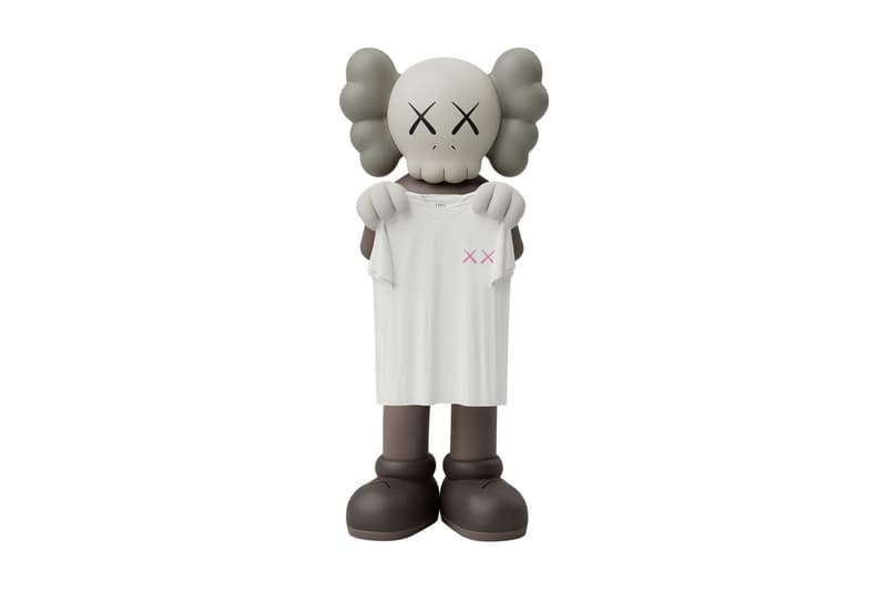 카우스 x 유니클로 UT 컬렉션 살펴보기, KAWS, phaidon publishing, UNIQLO UT から KAWS,
