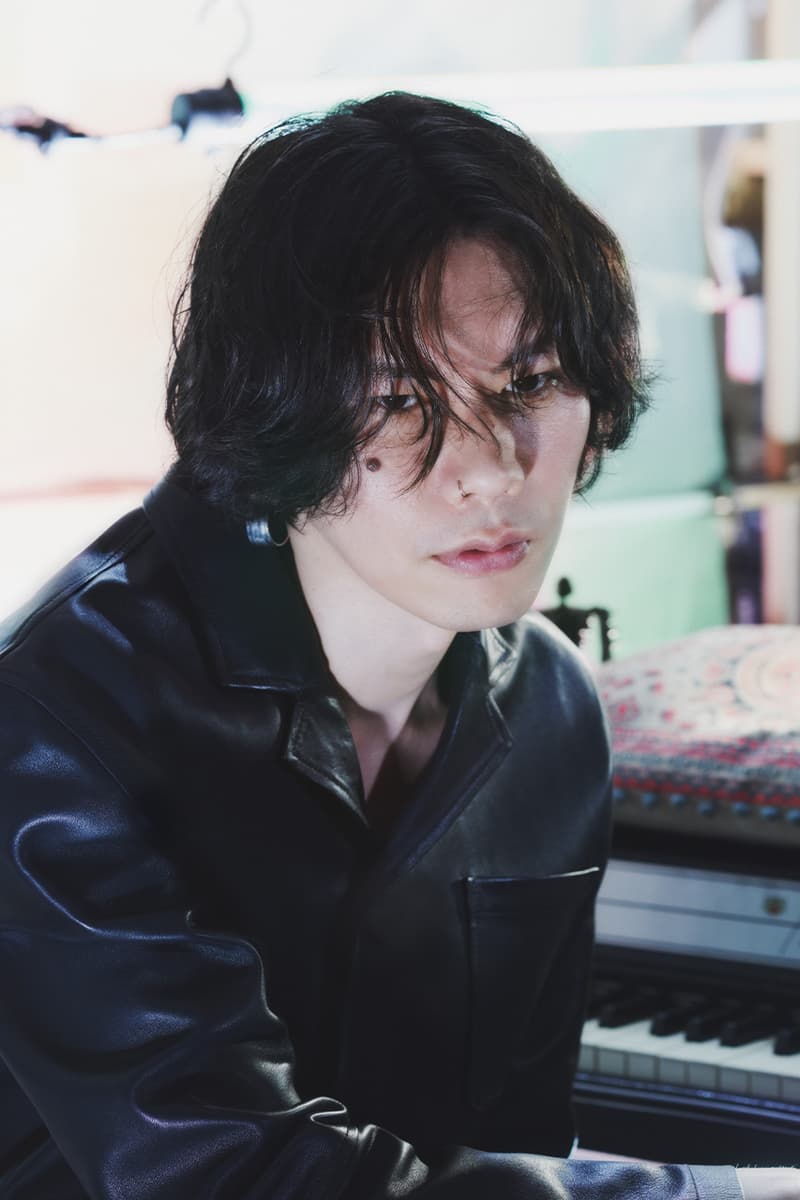 요네즈 켄시가 등장하는 로에베 2023 FW 캠페인 화보 살펴보기, yonezu kenshi, loewe, jw anderson