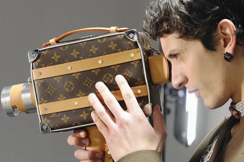 루이 비통 2023FW 컬렉션 카메라 백, 실제로 영상 촬영 가능하다