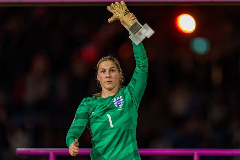 나이키에 메리 어프스 유니폼 판매 요청이 쇄도하고 있다