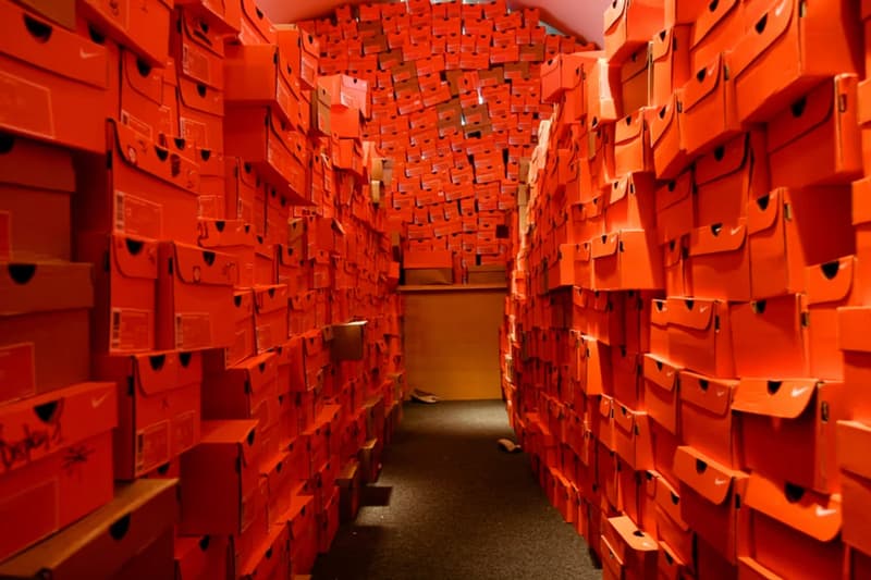 나이키 스니커의 조직적 절도 사건이 급증했다, 나이키 도난, 나이키 절도, 나이키 범죄, nike theft